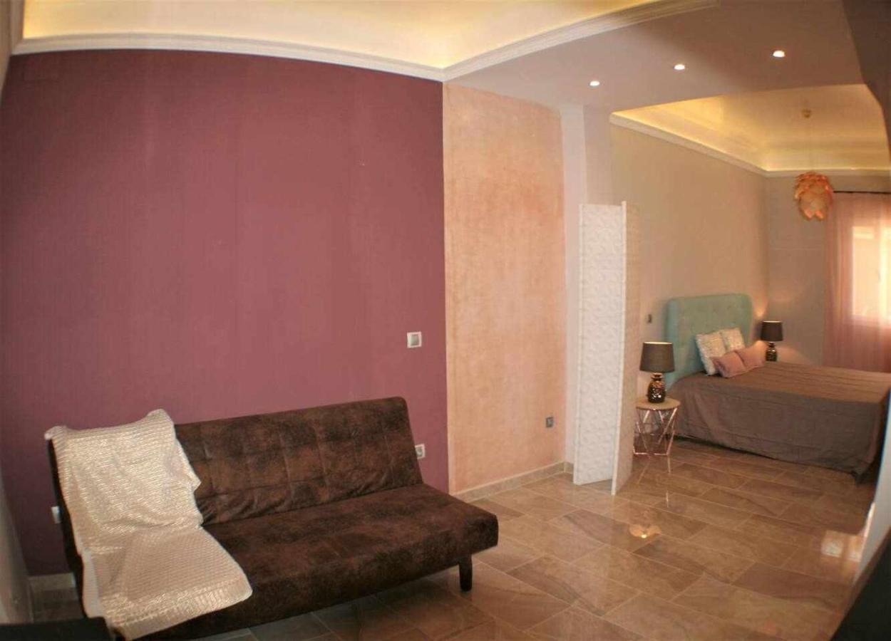 Apartamento Con Terraza Centrico Moderno Nuevo Madrid Kültér fotó