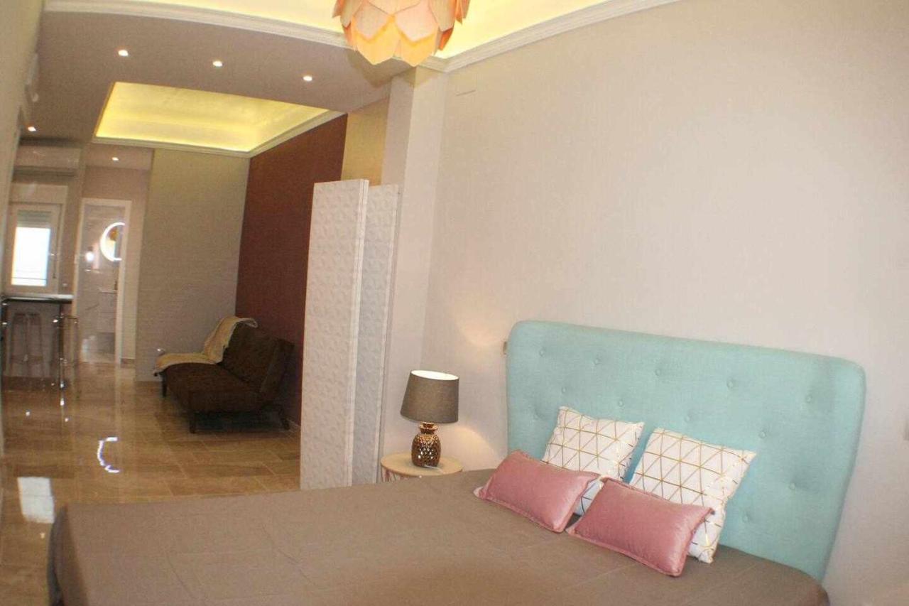 Apartamento Con Terraza Centrico Moderno Nuevo Madrid Kültér fotó