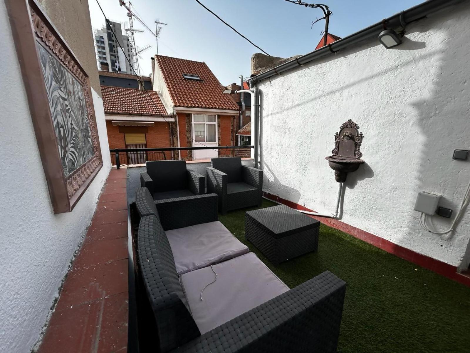 Apartamento Con Terraza Centrico Moderno Nuevo Madrid Kültér fotó